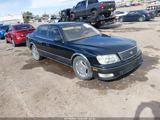 1999 Lexus LS 400 Luxury Sdn