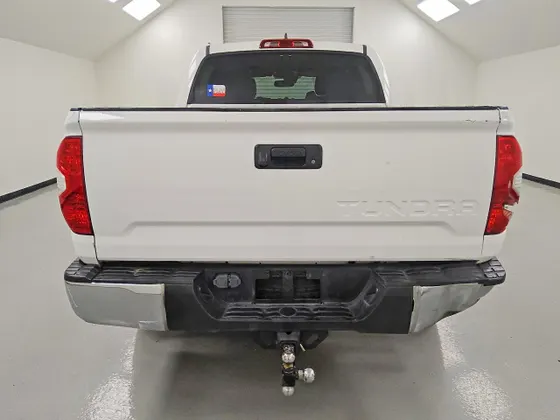 2020 Toyota Tundra 2WD SR5
