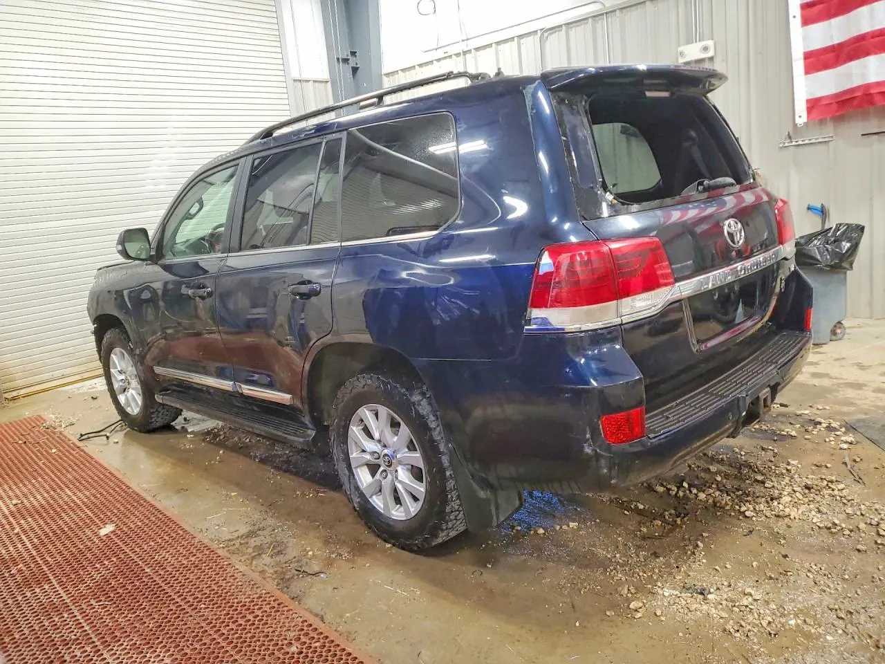 2016 Toyota Land Cruiser