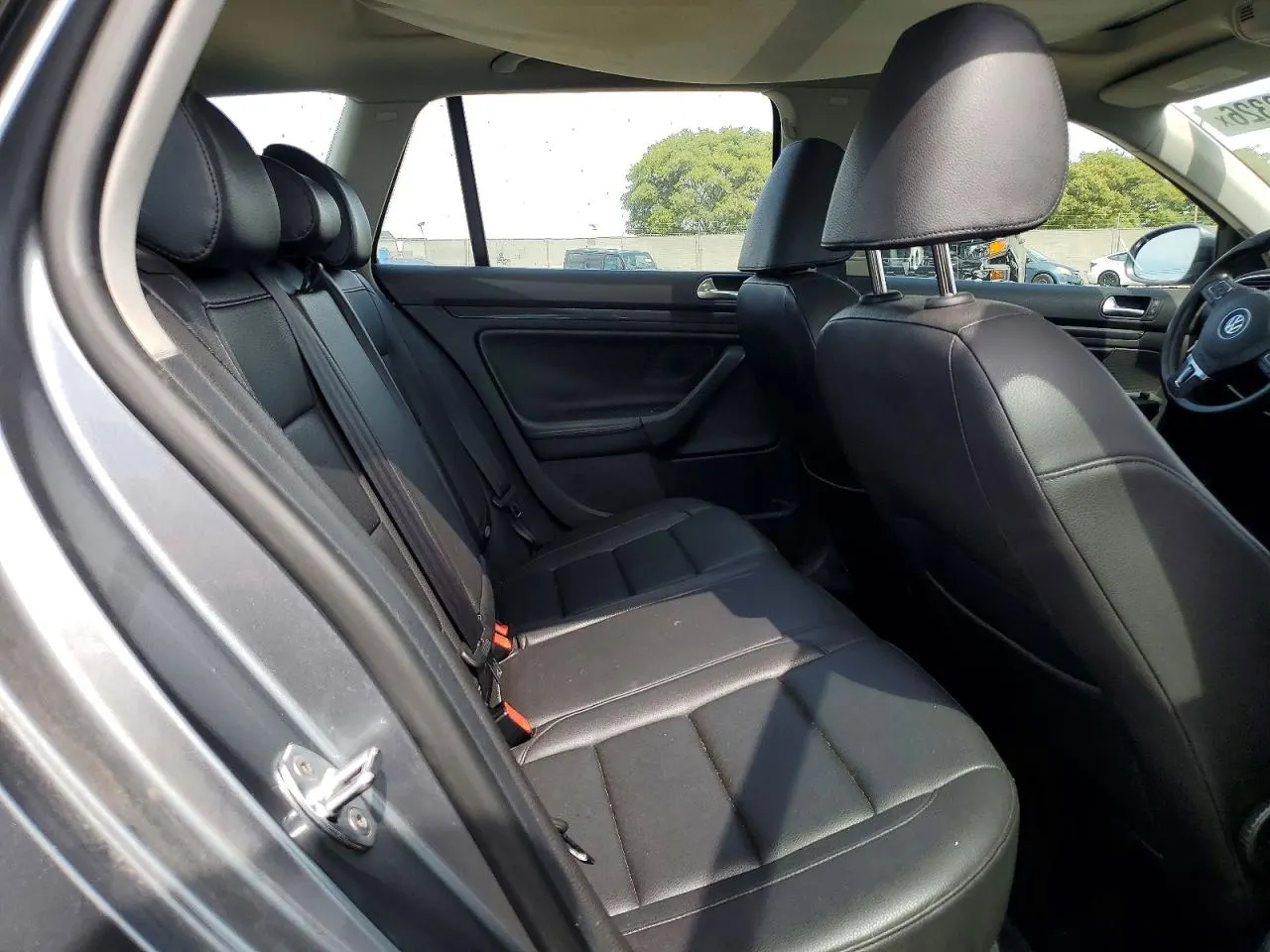 2011 Volkswagen Jetta SportWagen TDI