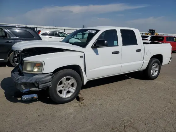 2011 Dodge Dakota SLT