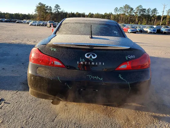 2015 INFINITI Q60 Convertible Q60
