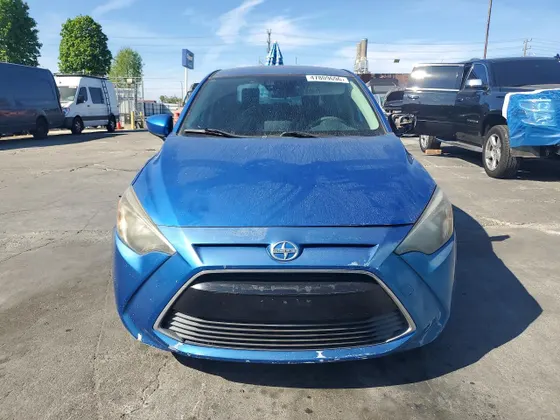 2016 Scion iA SCION IA