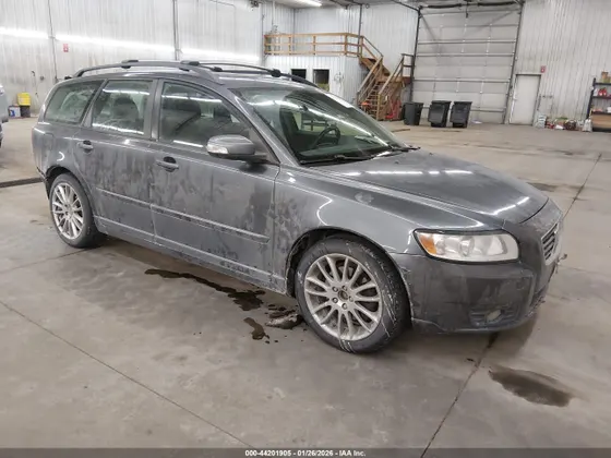 2010 Volvo V50 2.4I