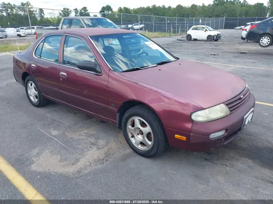 1997 Nissan Altima XE