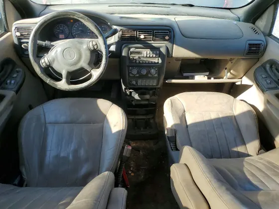 2004 Pontiac Montana w/1SA Pkg