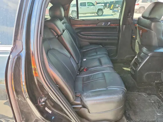 2015 Lincoln MKT