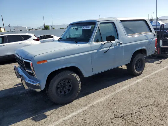 1986 Ford Bronco 4WD Custom