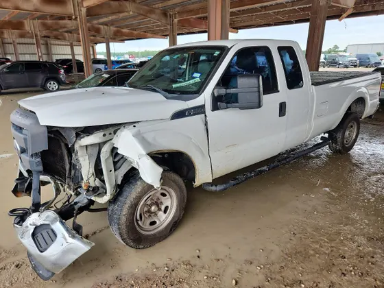 2014 Ford Super Duty F-250 SRW XL