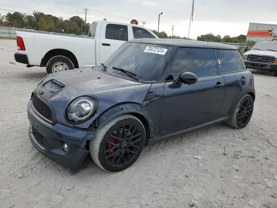 2009 MINI HARDTOP JCW