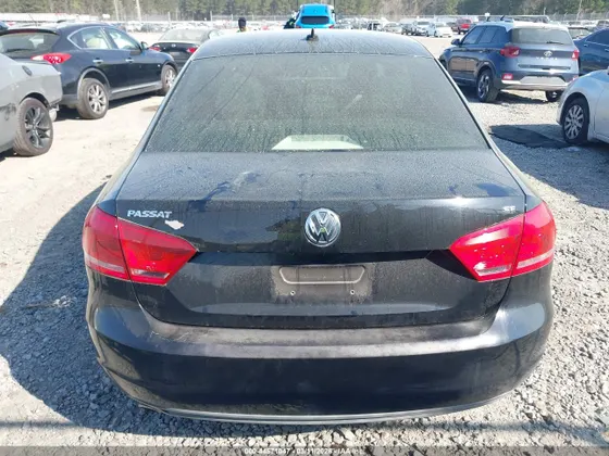 2013 Volkswagen Passat SE