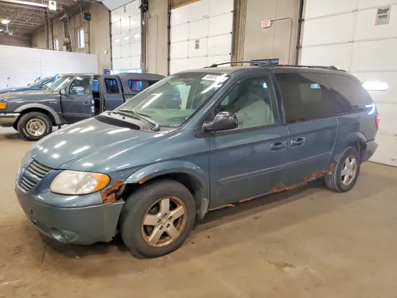 2005 Dodge Caravan SXT