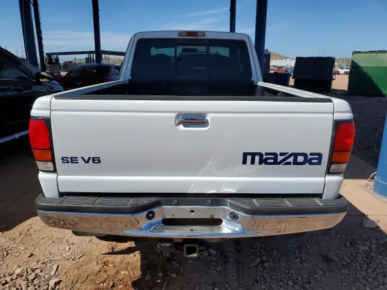 1998 Mazda B-Series 4WD Truck SE