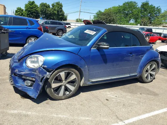 2013 Volkswagen Beetle Convertible 2.0T R-Line