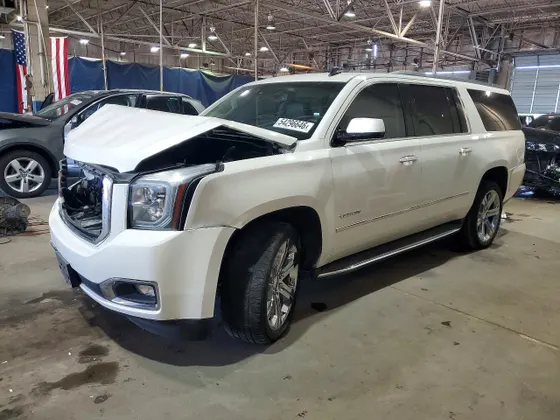 2015 GMC Yukon XL SLT