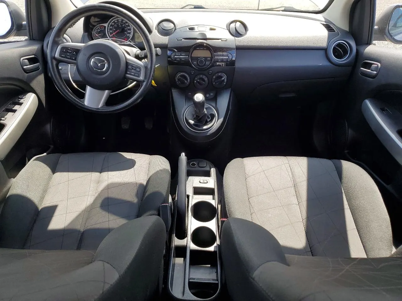 2014 Mazda Mazda2 Sport