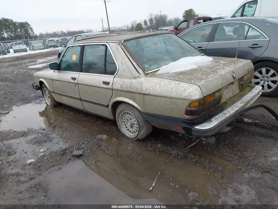 1986 BMW 528 - 533 - 633 - 733 528E