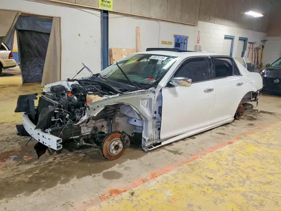 2016 Chrysler 300 300C