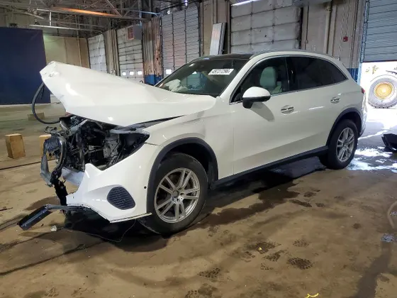 2023 Mercedes-Benz GLC GLC 300