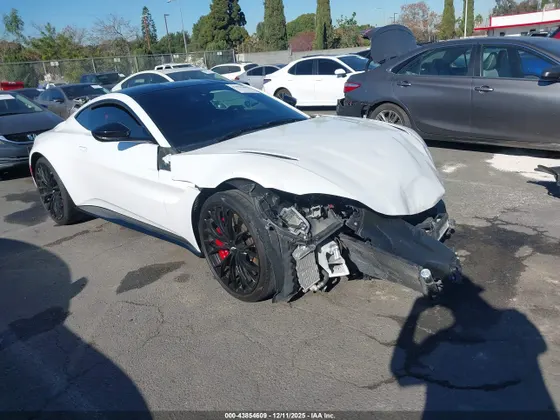 2022 Aston Martin Vantage /F1 EDITION
