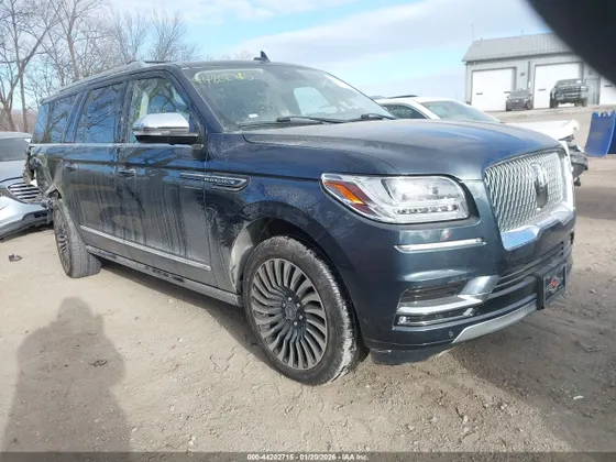 2021 Lincoln Navigator L Black Label