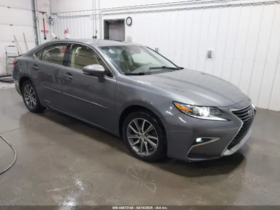 2016 Lexus ES 300h Hybrid