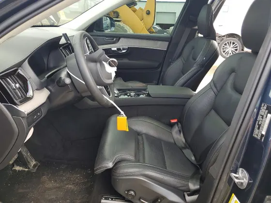2025 Volvo XC90 Plug-In Hybrid Ultra