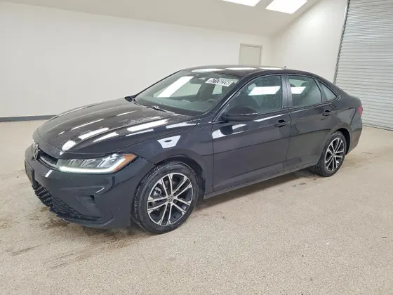 2025 Volkswagen Jetta Sport