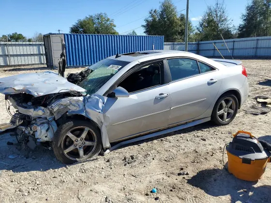 2010 Pontiac G6 w/1SH