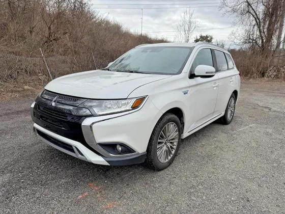 2022 Mitsubishi Outlander PHEV SEL