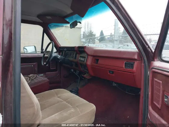 1986 Ford Bronco 4WD Custom