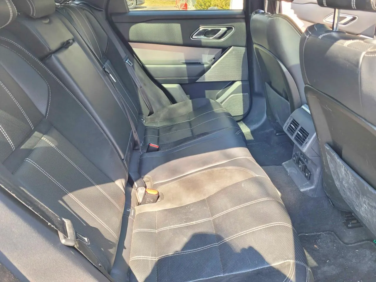 2018 Land Rover Range Rover Velar R-Dynamic SE