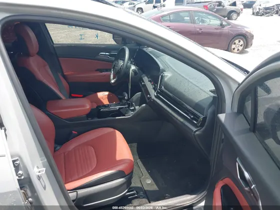 2025 Kia Sportage SX