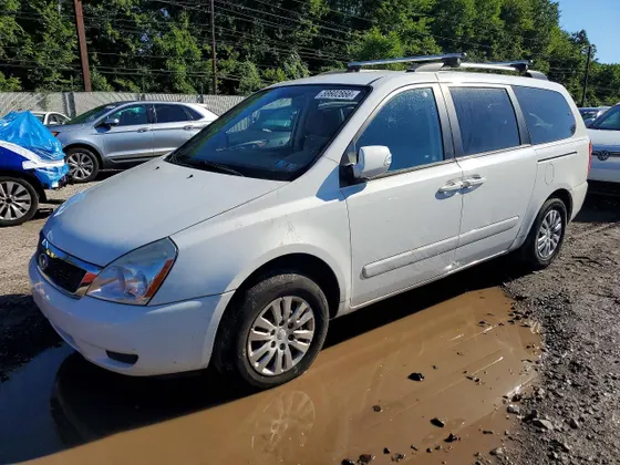 2012 Kia Sedona LX