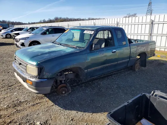 1998 Toyota T100 DX