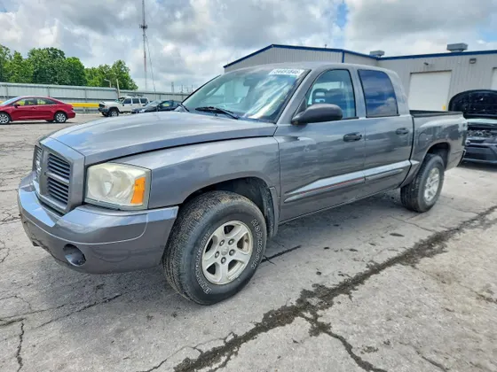 2006 Dodge Dakota SLT