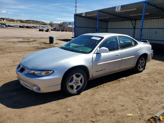 2002 Pontiac Grand Prix SE