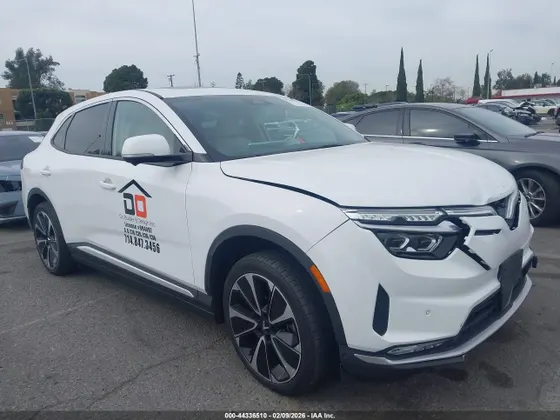 2023 VinFast VF 8 Plus