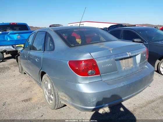 2004 Saturn L-Series L300 2