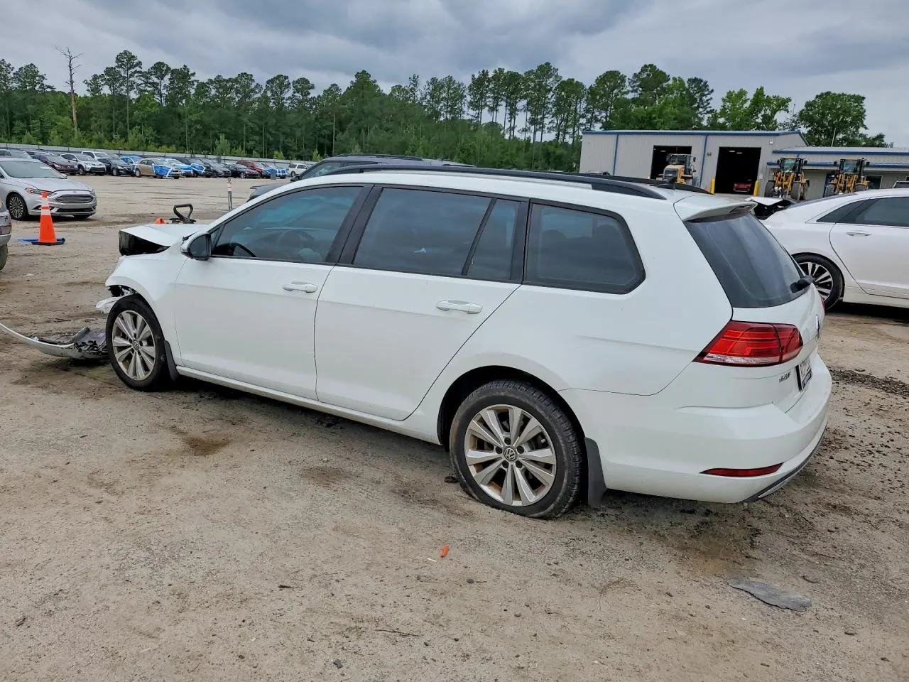 2019 Volkswagen Golf SportWagen S
