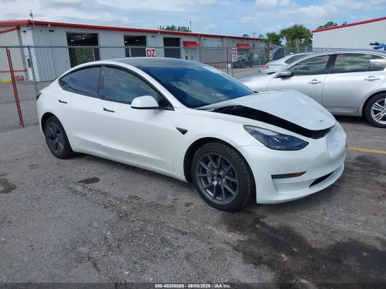 2023 Tesla Model 3 REAR-WHEEL DRIVE