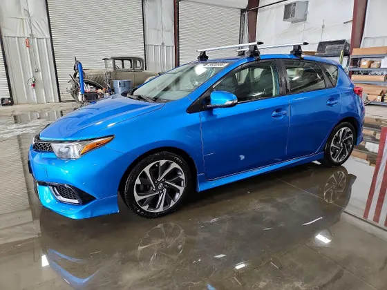 2016 Scion iM