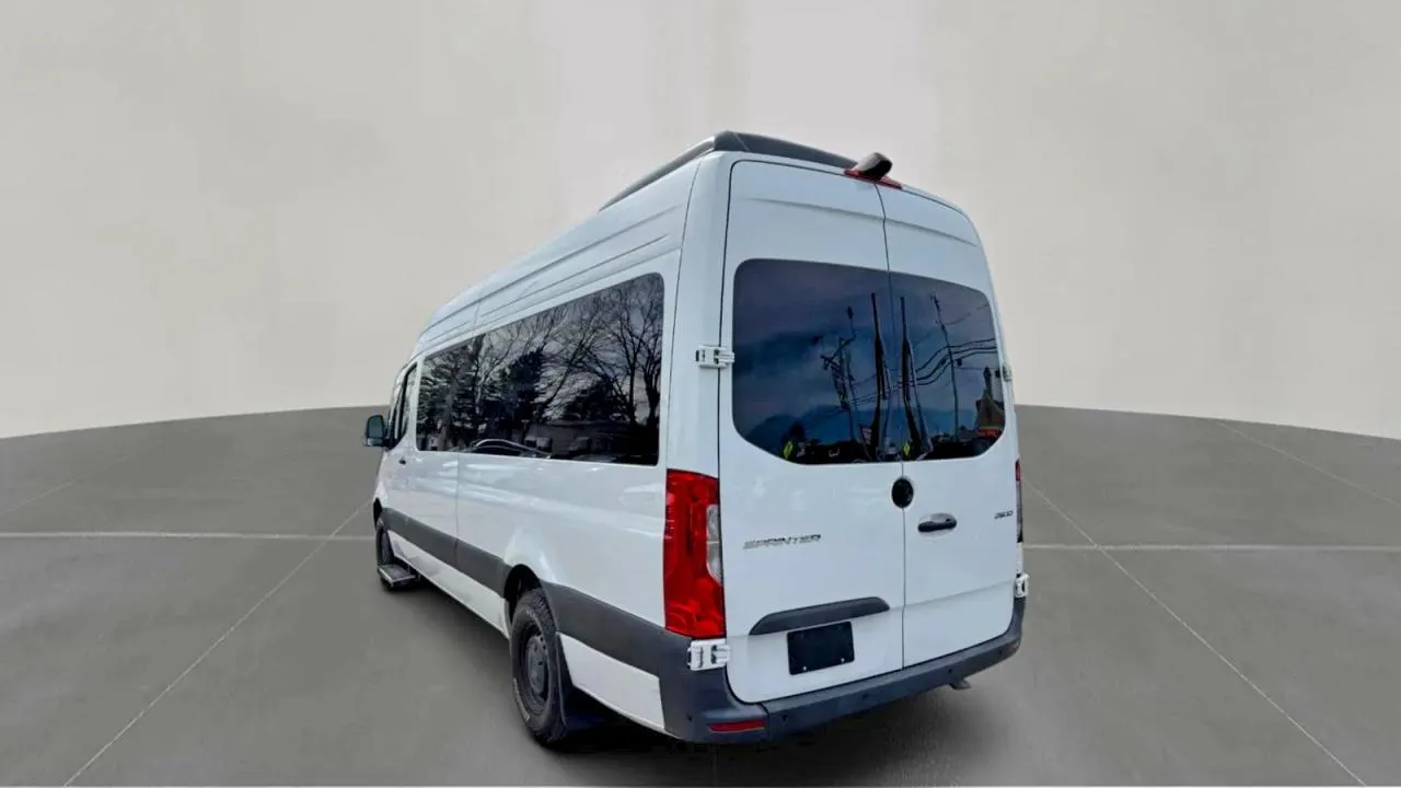 2024 Mercedes-Benz Sprinter Passenger Van SPRINTER