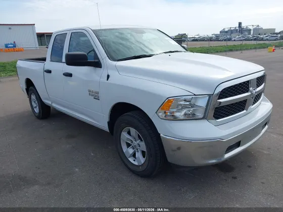 2024 Ram 1500 Classic SLT