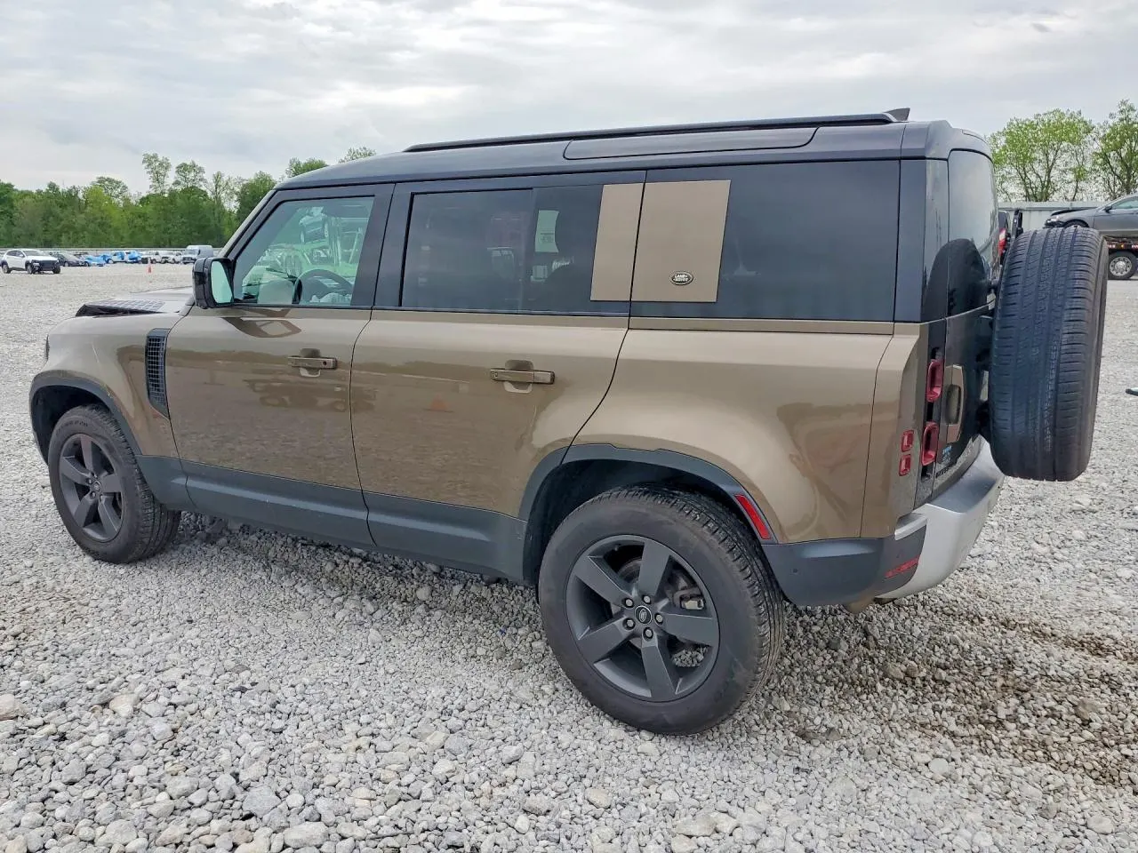 2023 Land Rover Defender S