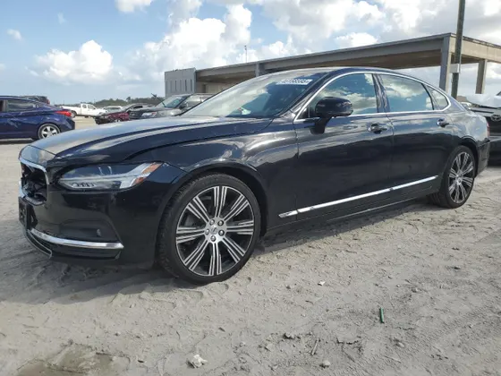 2022 Volvo S90 Inscription