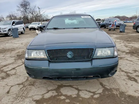 2004 Mercury Marauder