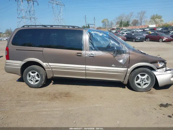 2001 Pontiac Montana M16 W/1SF PKG.