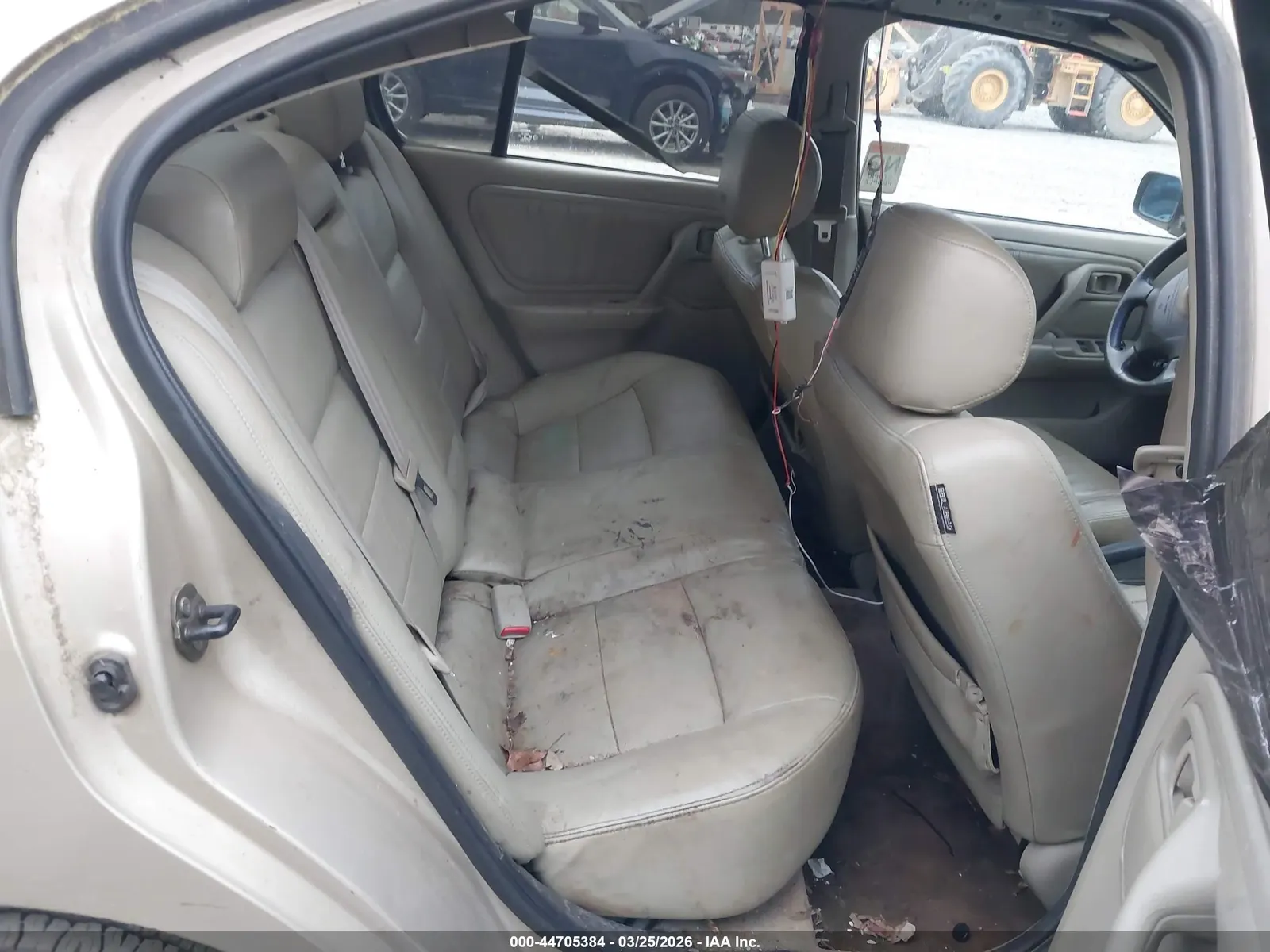 2000 INFINITI G20 Luxury