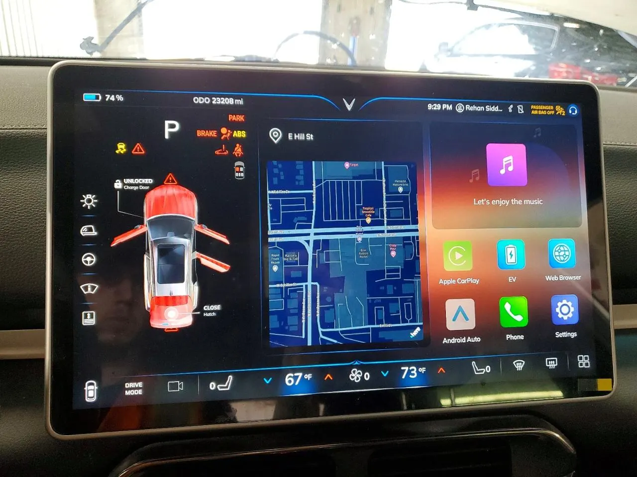2024 VinFast VF 8 Plus